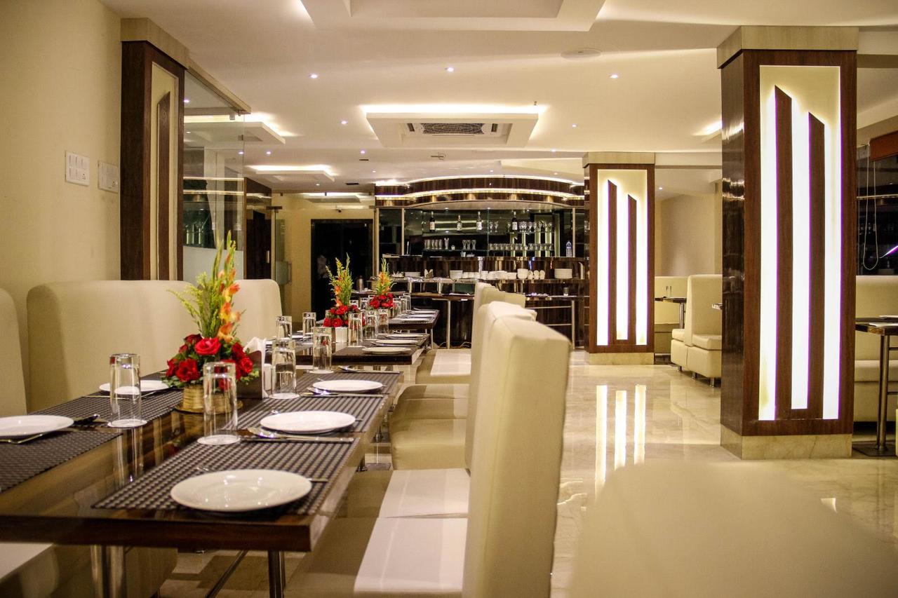 Regenta Inn Larica Kolkata Bagian luar foto